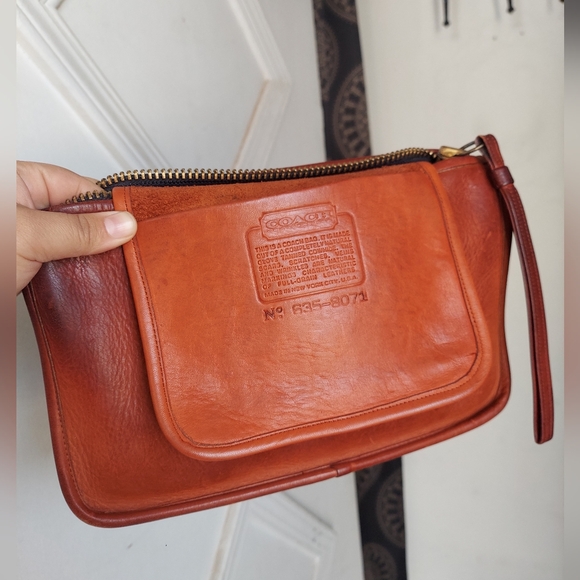 Vintage Coach Rust Zippered Clutch🧡🧡 HTF - Picture 11 of 16